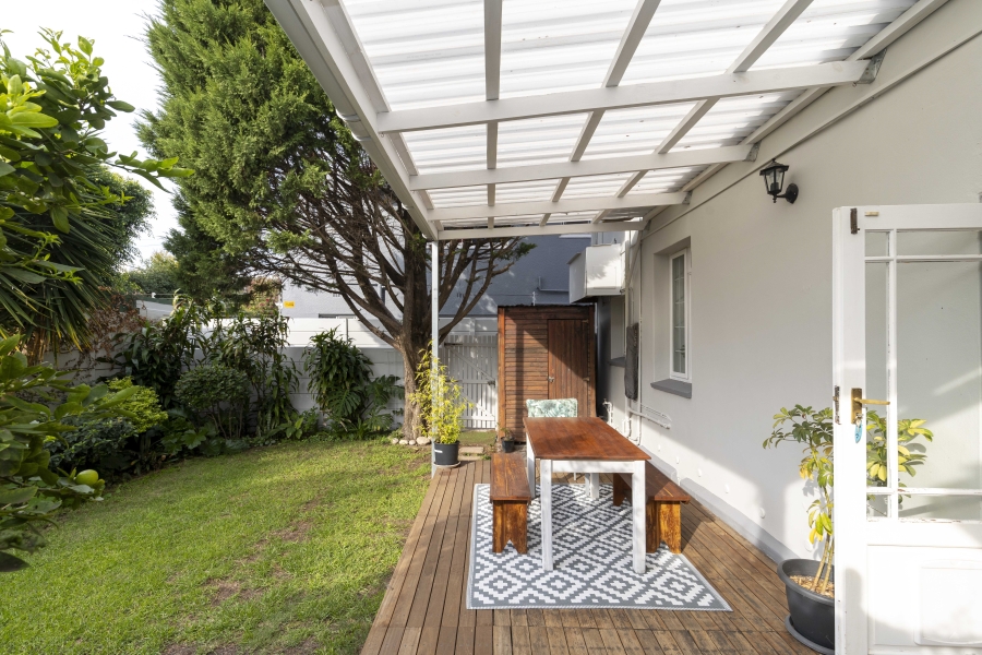 2 Bedroom Property for Sale in Claremont Western Cape